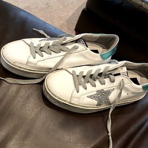 Golden Goose Authentic Sneakers
